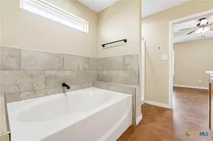 1124 Limestone Dr, Lampasas, TX 76550 - Photo 15