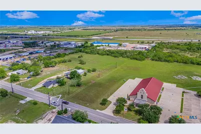 2901 Pleasant Green Drive, Victoria, TX 77901 - Photo 11