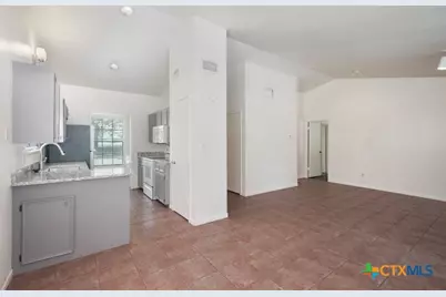 1104 Academy Street, San Marcos, TX 78666 - Photo 3