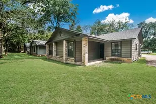 1104 Academy St, San Marcos, TX 78666 - Photo 17