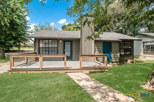 1104 Academy St, San Marcos, TX 78666 - Photo 1