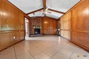 365 Llewellyn Ln, Killeen, TX 76542 - Photo 9