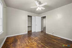 1104 N 10th St, Killeen, TX 76541 - Photo 15
