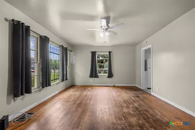 1104 N 10th Street, Killeen, TX 76541 - Photo 3