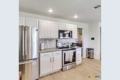 806 James Loop, Killeen, TX 76542 - Photo 7