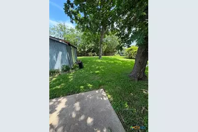 208 Bowie Street, Port Lavaca, TX 77979 - Photo 17
