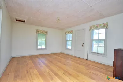 1070 Muehr Road, Weimar, TX 78962 - Photo 31