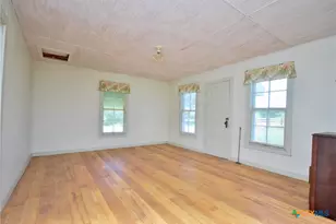 1070 Muehr Rd, Weimar, TX 78962 - Photo 31