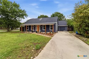594 Kellys Way, New Braunfels, TX 78130 - Photo 5