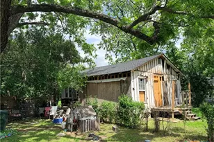 207 Herndon St, San Marcos, TX 78666 - Photo 5