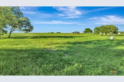 1007 County Road 380, Hallettsville, TX 77964 - Photo 5