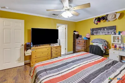 206 Fleetwood Drive, Victoria, TX 77901 - Photo 11