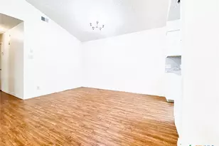 106 Hughson Ct, San Marcos, TX 78666 - Photo 27