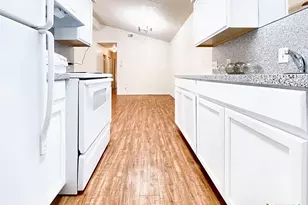 106 Hughson Ct, San Marcos, TX 78666 - Photo 9