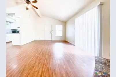 106 Hughson Court, San Marcos, TX 78666 - Photo 7