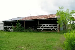 1233 Co Rd 434, Hamilton, TX 76531 - Photo 9