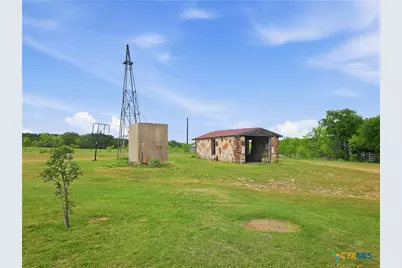 1233 County Road 434, Hamilton, TX 76531 - Photo 7