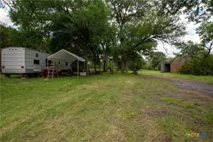 1233 Co Rd 434, Hamilton, TX 76531 - Photo 23