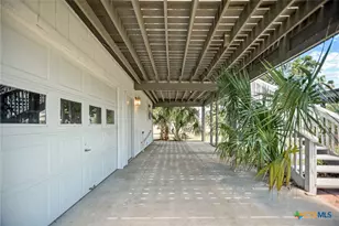 115 W Adams St, Port O'Connor, TX 77982 - Photo 29