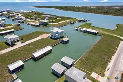 509 S 7th Street, Port O'Connor, TX 77982 - Photo 3