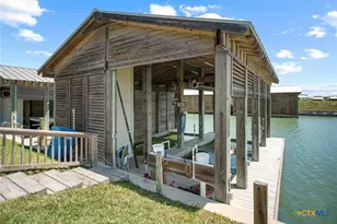 509 S 7th St, Port O'Connor, TX 77982 - Photo 1