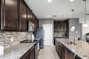 618 Wagon Wheel Dr, Canyon Lake, TX 78133 - Photo 19
