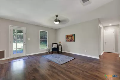 1917 Castle Gate Circle, San Marcos, TX 78666 - Photo 5