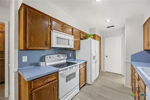 200 Ben Nevis Ln, Belton, TX 76513 - Photo 13