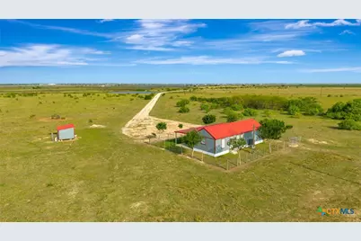 8078 State Highway 35, Palacios, TX 77465 - Photo 11