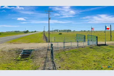 8078 State Highway 35, Palacios, TX 77465 - Photo 33