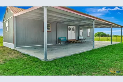 8078 State Highway 35, Palacios, TX 77465 - Photo 13
