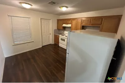 301 W Avenue D, Copperas Cove, TX 76522 - Photo 5