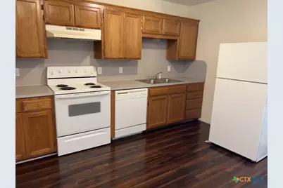 301 W Avenue D, Copperas Cove, TX 76522 - Photo 3