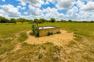255 Gin Rd, Victoria, TX 77905 - Photo 7