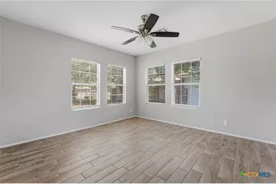 630 E Pine Street, Seguin, TX 78155 - Photo 21