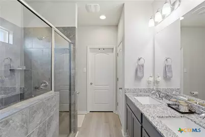 1125 Lakeway Crossing Drive, Temple, TX 76502 - Photo 11