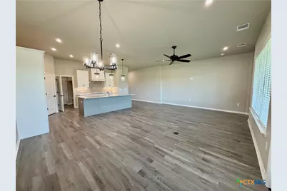 613 Golden Eagle, Salado, TX 76571 - Photo 7