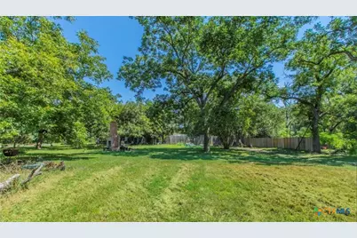 200 Whitsett Street, Belton, TX 76513 - Photo 7