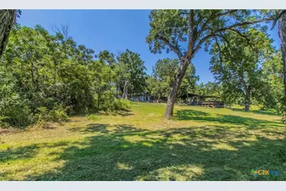 200 Whitsett Street, Belton, TX 76513 - Photo 15