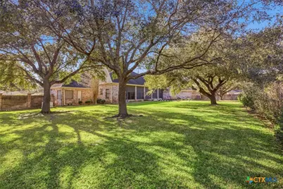 115 Alameda Circle, Victoria, TX 77904 - Photo 43