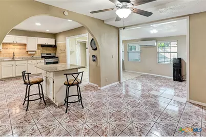 1504 Sam Houston Drive, Victoria, TX 77901 - Photo 7