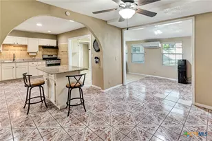 1504 Sam Houston Dr, Victoria, TX 77901 - Photo 7