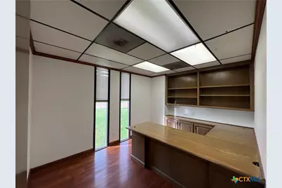 1085 Northside Road, Victoria, TX 77904 - Photo 9