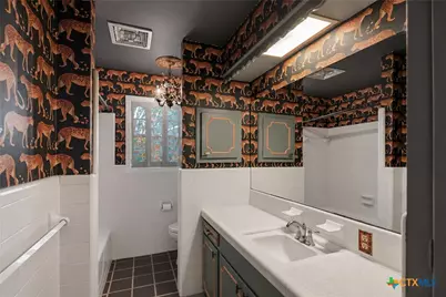 2804 E Loma Vista Avenue, Victoria, TX 77901 - Photo 15