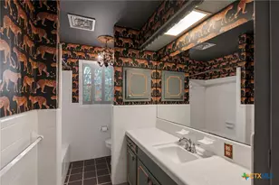 2804 E Loma Vista Ave, Victoria, TX 77901 - Photo 15