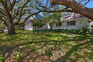 2804 E Loma Vista Ave, Victoria, TX 77901 - Photo 41