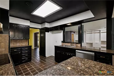 2804 E Loma Vista Avenue, Victoria, TX 77901 - Photo 25