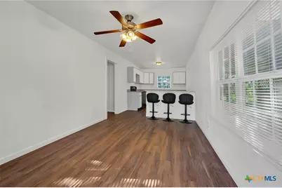 1054 Morelos Street, Seguin, TX 78155 - Photo 3