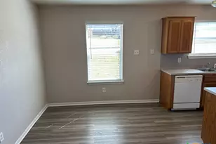202 W Truman Ave, Copperas Cove, TX 76522 - Photo 17