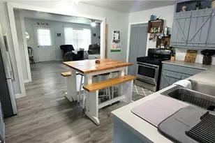324 Wooldridge Rd, Seadrift, TX 77983 - Photo 17